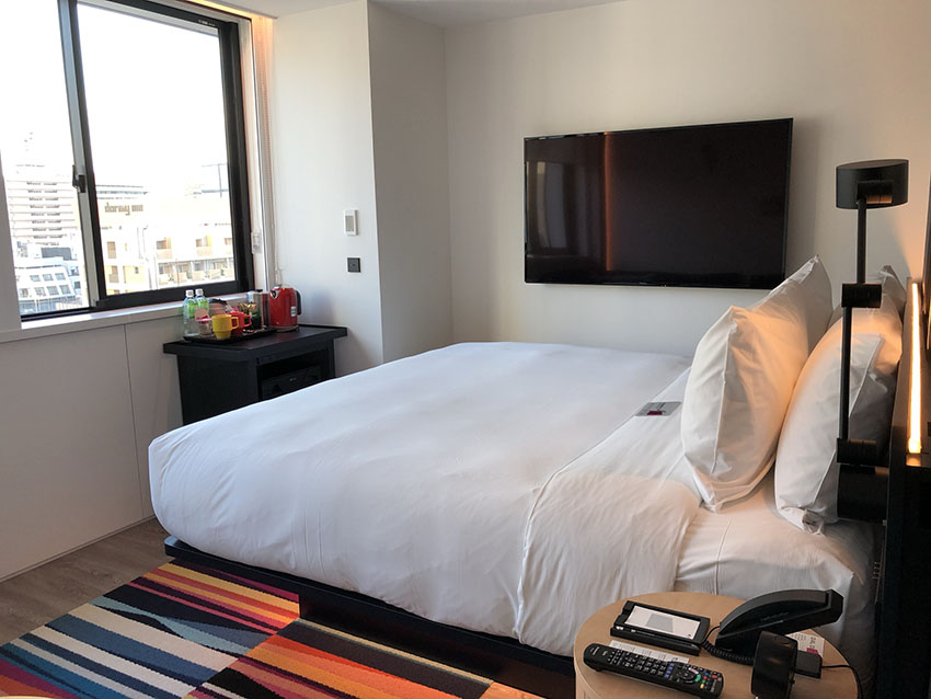 アロフト東京銀座の客室｜サヴィーキング