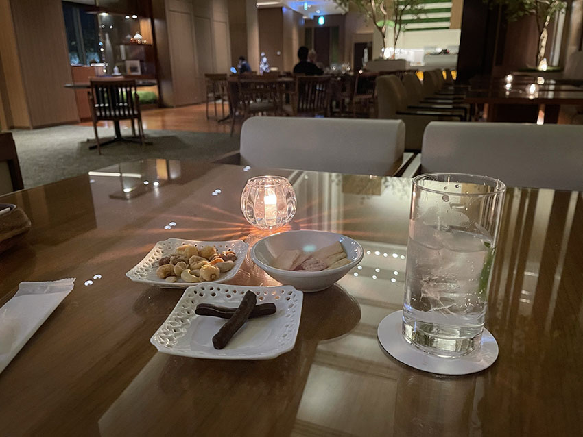 大阪マリオット都ホテル｜クラブラウンジ（バータイム）