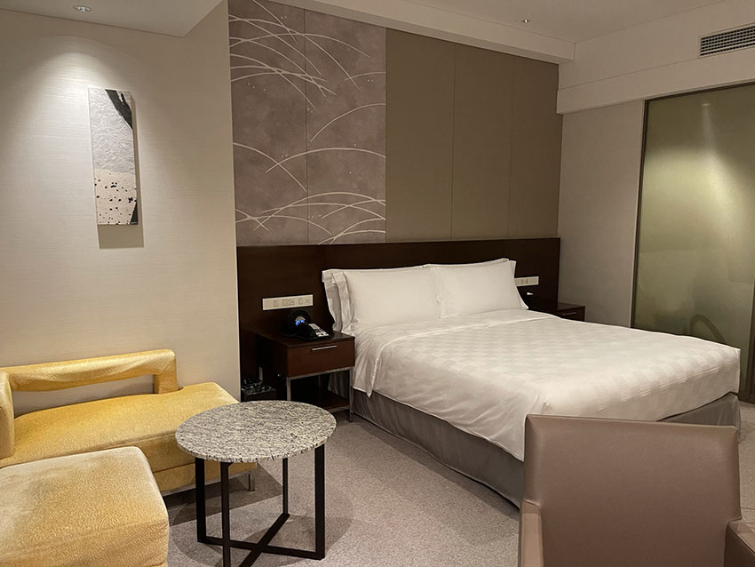 大阪マリオット都ホテル｜クラブフロアスーペリアルーム