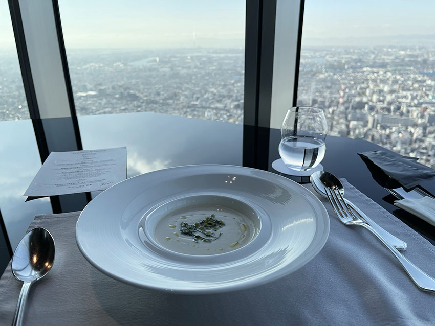 大阪マリオット都ホテル｜レストランZKのランチ