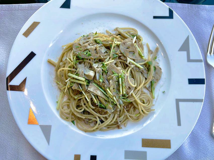 大阪マリオット都ホテル｜レストランZKのランチ