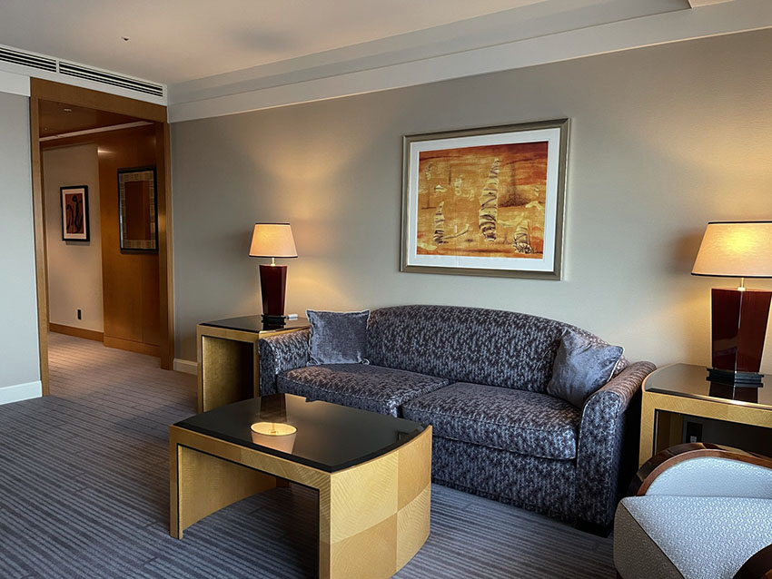 リッツ・カールトン東京｜タワースイート｜リビングルーム