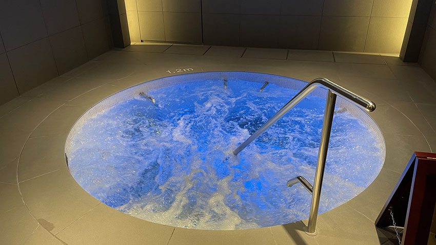 東京エディション虎ノ門｜ジャグジー