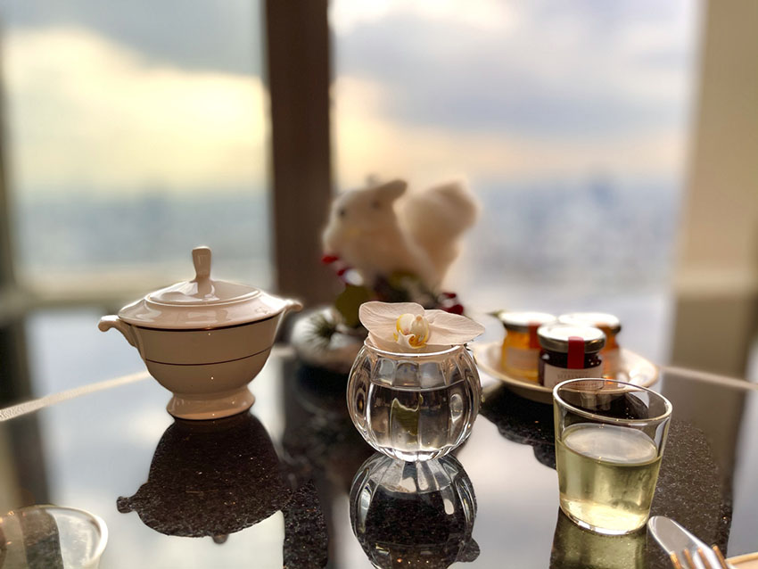 リッツカールトン東京宿泊記|クラブラウンジ