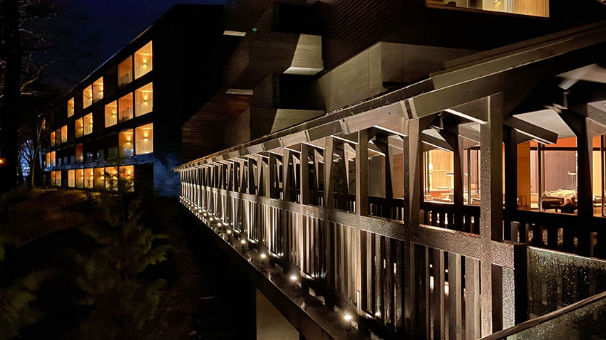 リッツカールトン日光|レークハウスへの通路