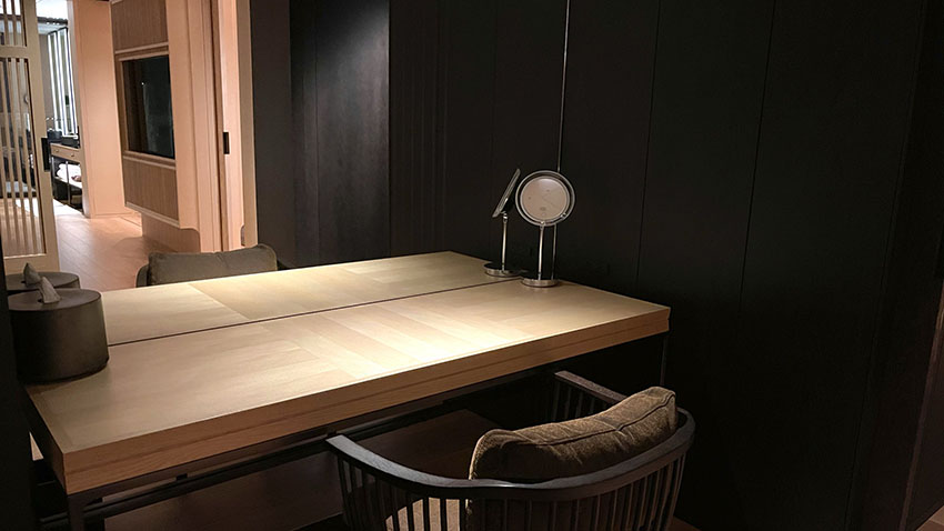 中禅寺湖ビュースイートのドレッサー|リッツカールトン日光