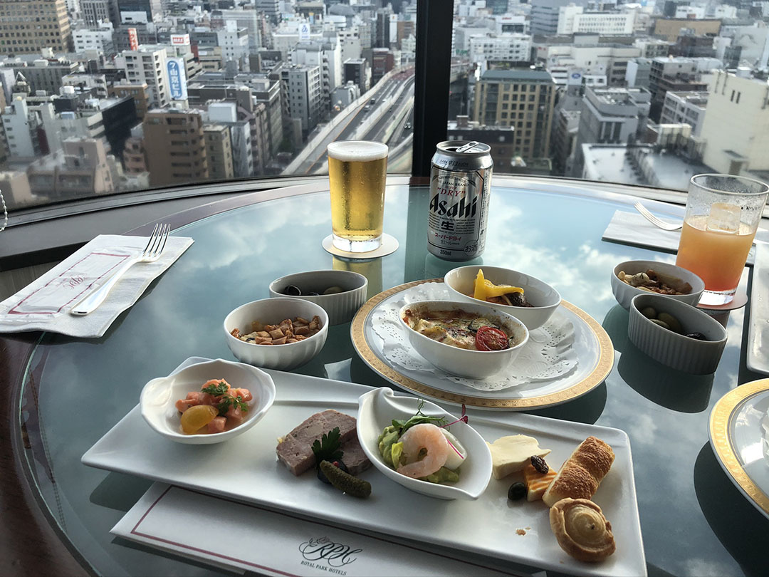 ロイヤルパークホテル|エグゼクティブラウンジ|カクテルサービス