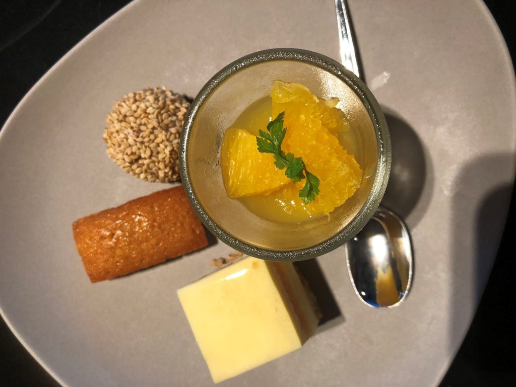 メズム東京｜クラブラウンジの乾杯カクテル（デザート）