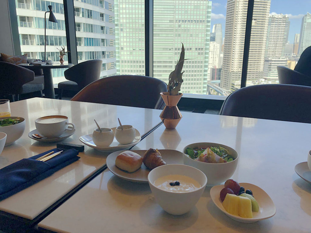 メズム東京｜Chef's Theatre（朝食）