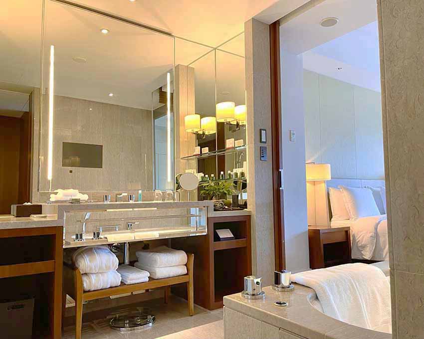 パレスホテル東京宿泊記|クラブデラックスルームwithバルコニー|バスルーム