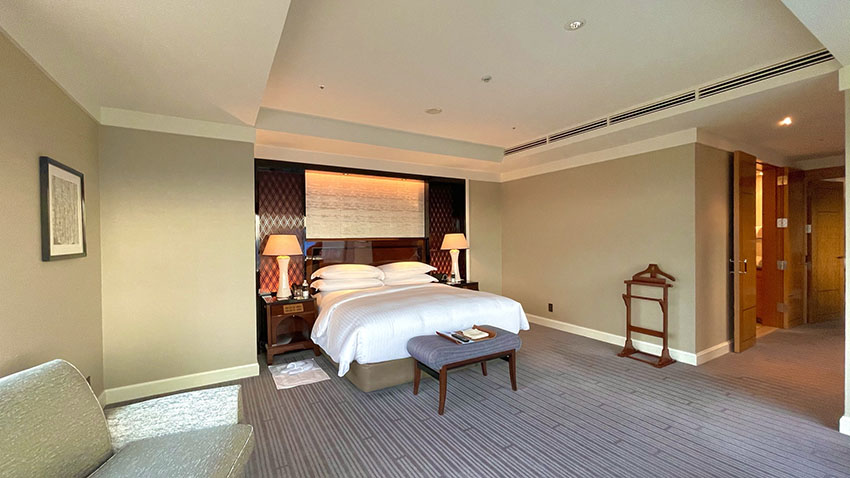 カールトンスイートのベッドルーム|リッツ・カールトン東京