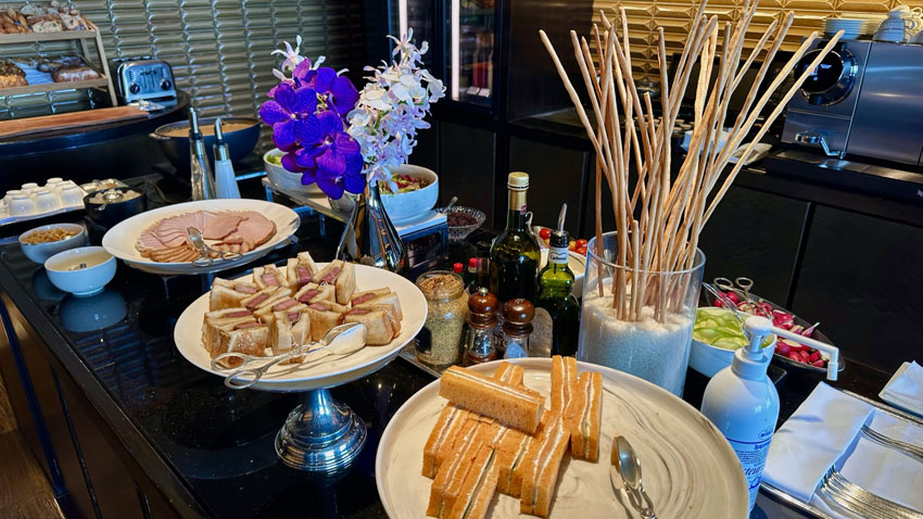 リッツカールトン東京クラブ｜お昼の軽食