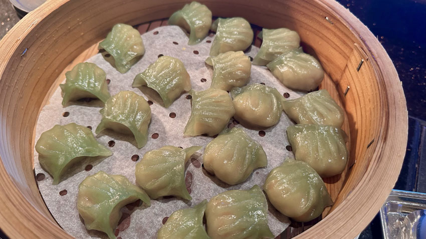 リッツカールトン東京クラブラウンジ｜ディナー前のオードブル