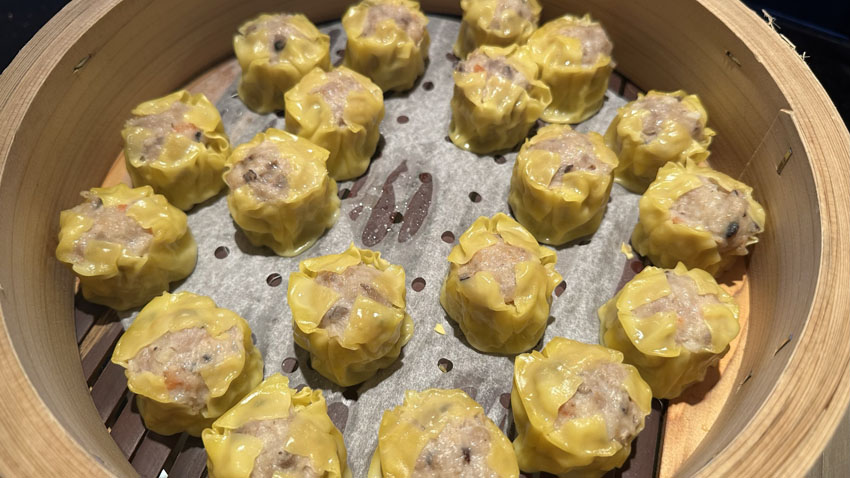 リッツカールトン東京クラブラウンジ｜ディナー前のオードブル