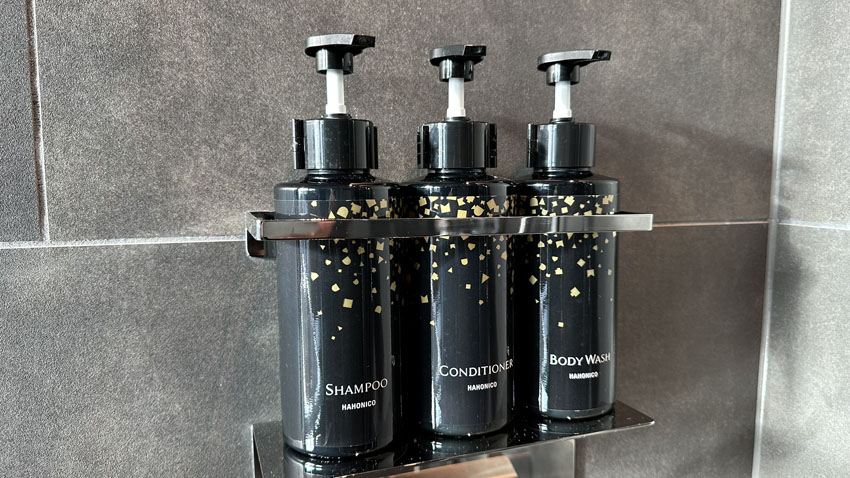 大阪ステーションホテル宿泊記｜シーニック・コーナールーム・キング