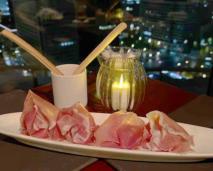 パレスホテル東京宿泊記|クラブラウンジ