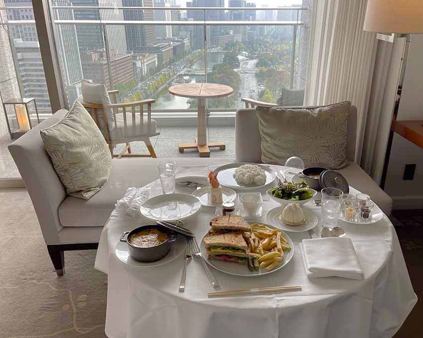 パレスホテル東京宿泊記|インルームダイニング