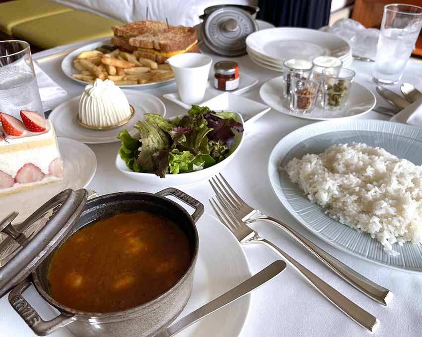 パレスホテル東京宿泊記|インルームダイニング