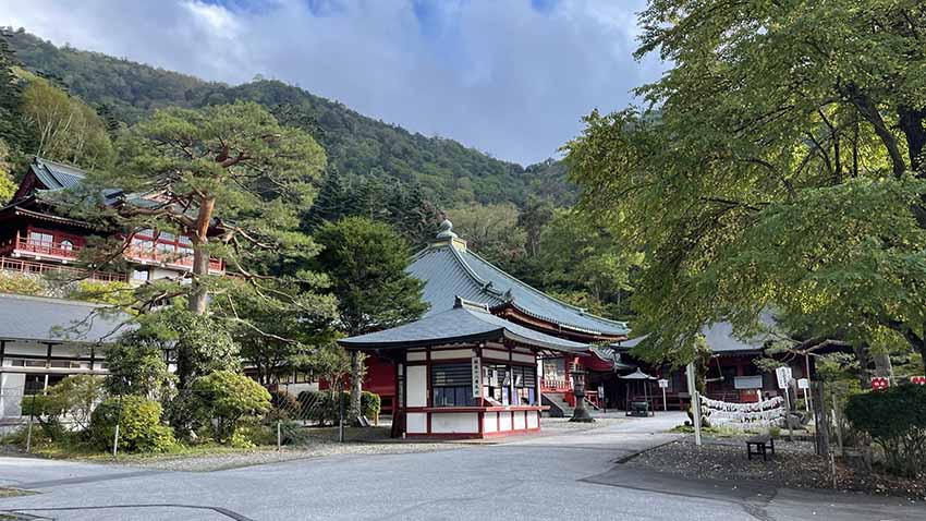 リッツカールトン日光(奥日光)周辺レストランと観光スポット|中禅寺