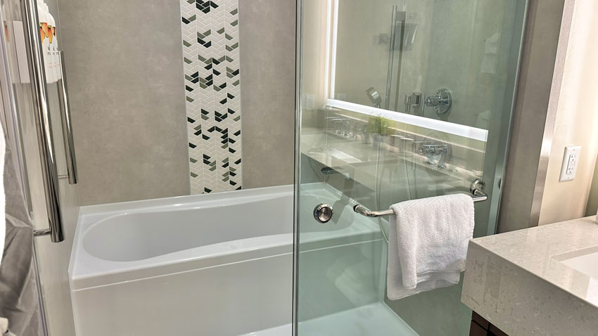 マリオットバケーションクラブワイキキ 客室 洗面台・バスルーム・トイレ