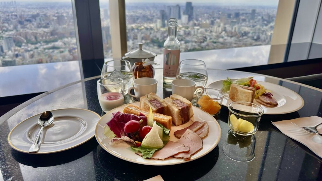 リッツカールトン東京クラブラウンジ