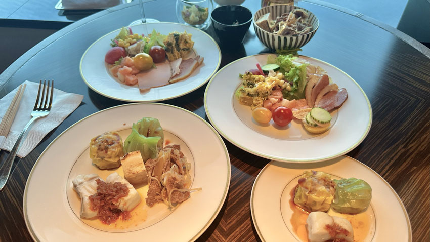 リッツカールトン東京クラブラウンジ｜ディナー前のオードブル