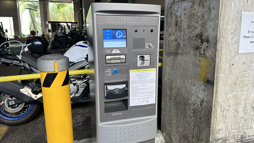 シェラトンワイキキ宿泊記ブログ|駐車場