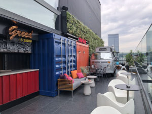 アロフト東京銀座｜Roof Dogs