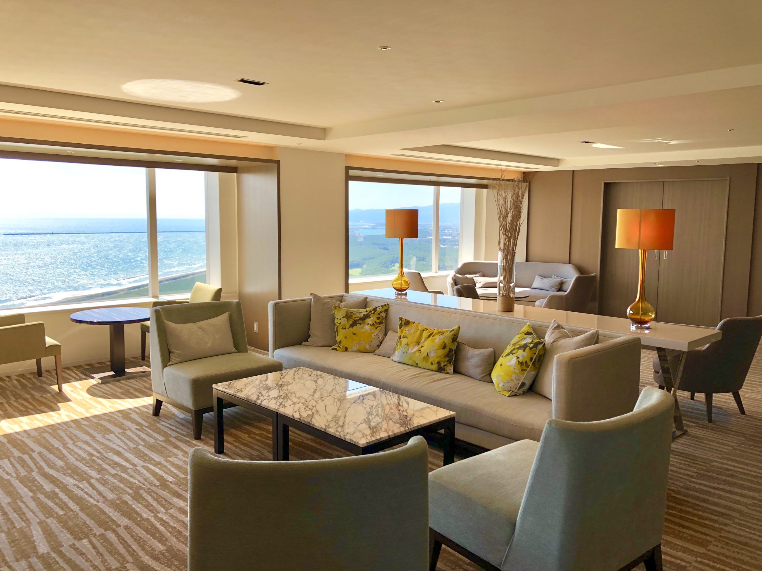 シェラトン・グランデ・オーシャンリゾート|ラウンジ