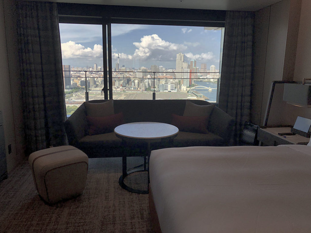 ベッドサイドから見た絶景