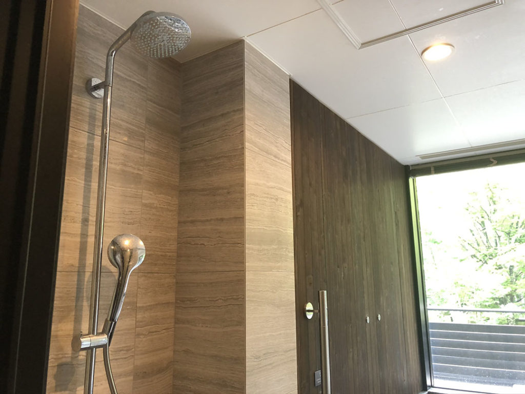 軽井沢マリオット｜温泉ビューバスキングの温泉