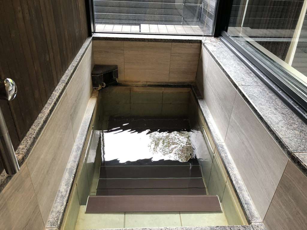 軽井沢マリオット｜温泉ビューバスキングの温泉