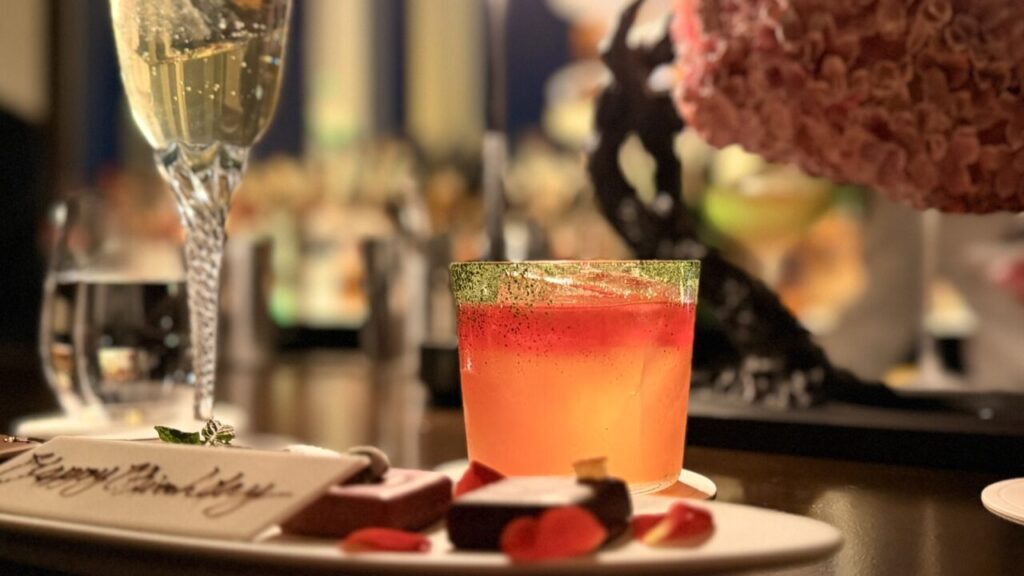 リッツカールトン東京のTHE BAR|都内屈指の絶景が楽しめるおすすめバー