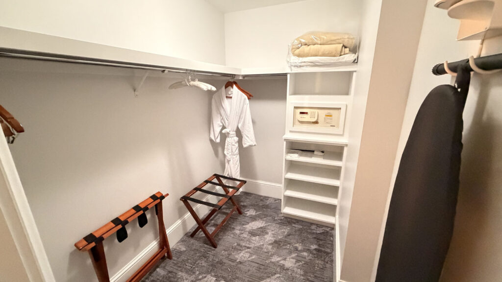 リッツカールトン・クラブ＆レジデンス・サンフランシスコ宿泊記｜マリオットバケーションクラブ｜客室クローゼット