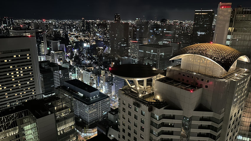 大阪ステーションホテル宿泊記｜シーニック・コーナールーム・キング