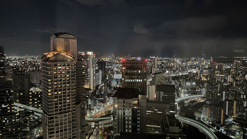 大阪ステーションホテル宿泊記｜シーニック・コーナールーム・キング