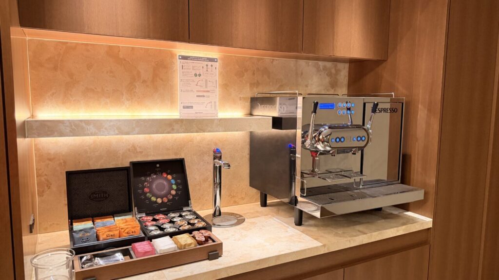 ウォルドーフ・アストリア大阪宿泊記|ライブラリー