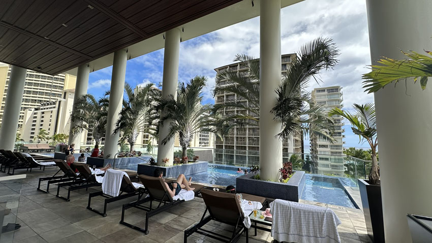 カ・ライ・ワイキキビーチ宿泊記｜プール