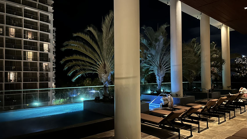 カ・ライ・ワイキキビーチ宿泊記｜プール