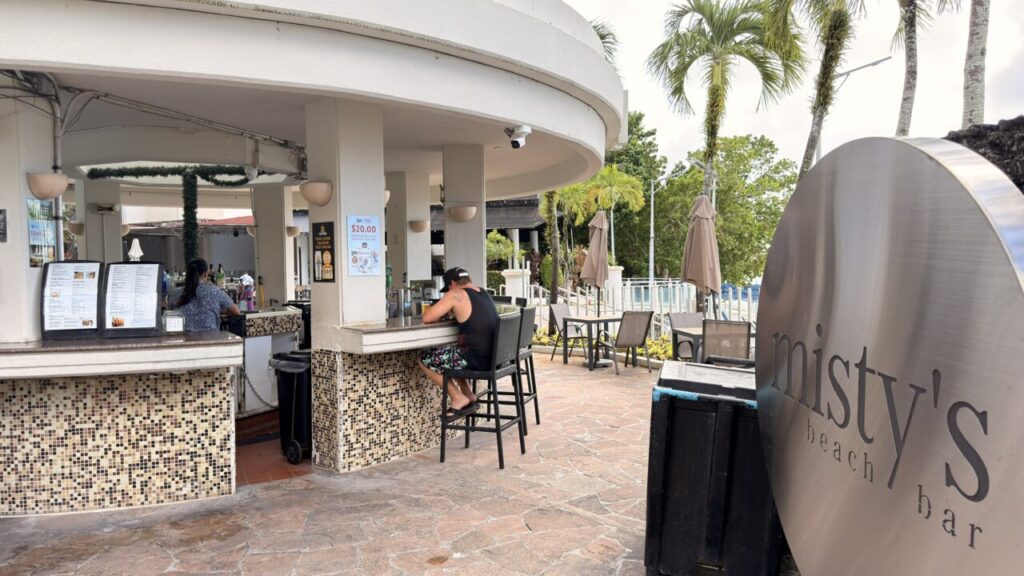 ウェスティン リゾート グアムのMisty's Beach Bar