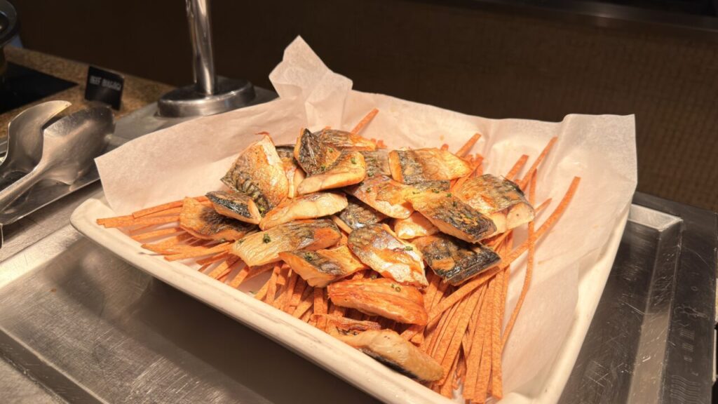 TASTE朝食ビュッフェの焼き魚