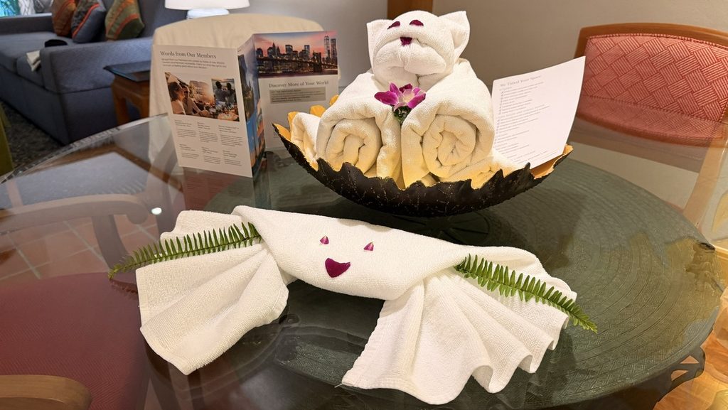 ダイニングテーブルに飾られたタオルアート