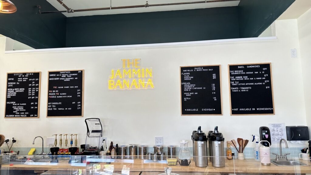 The Jammin' Banana Bakery & Cafeのドリンクとフードメニュー