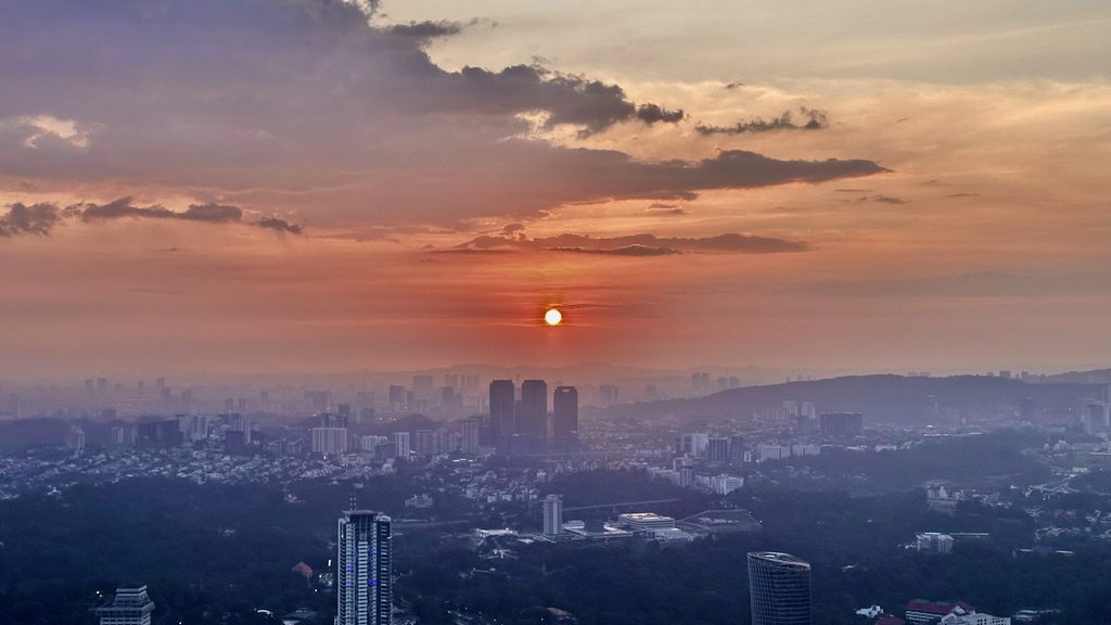 KLタワーから見たクアラルンプールの夕日