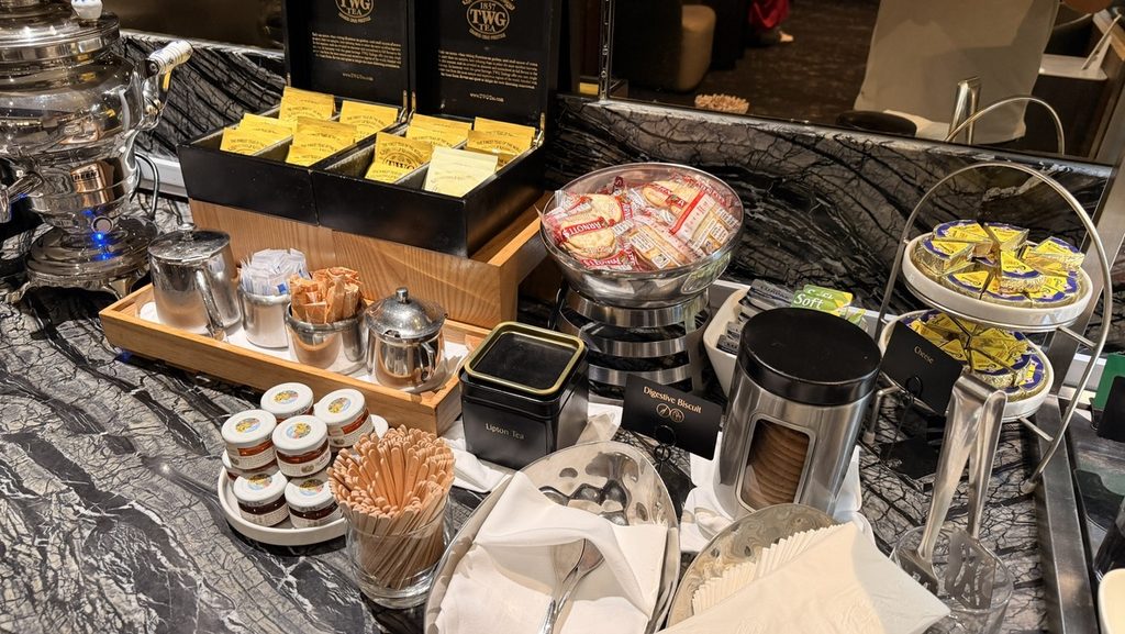 TWGの紅茶やお菓子のコーナー