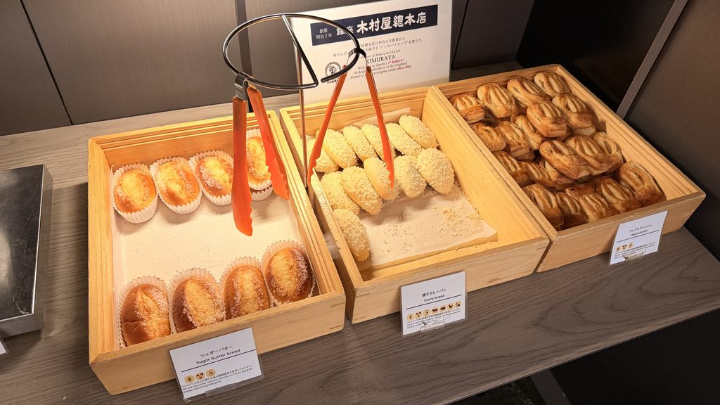 木村屋總本店のパンが並ぶコーナー