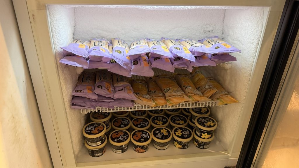 カップや個包装のアイスクリーム